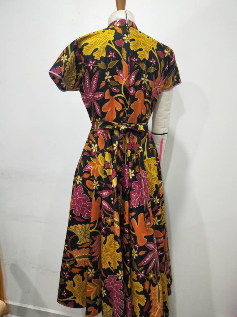 BATIK FLARE QIPAO BLACK