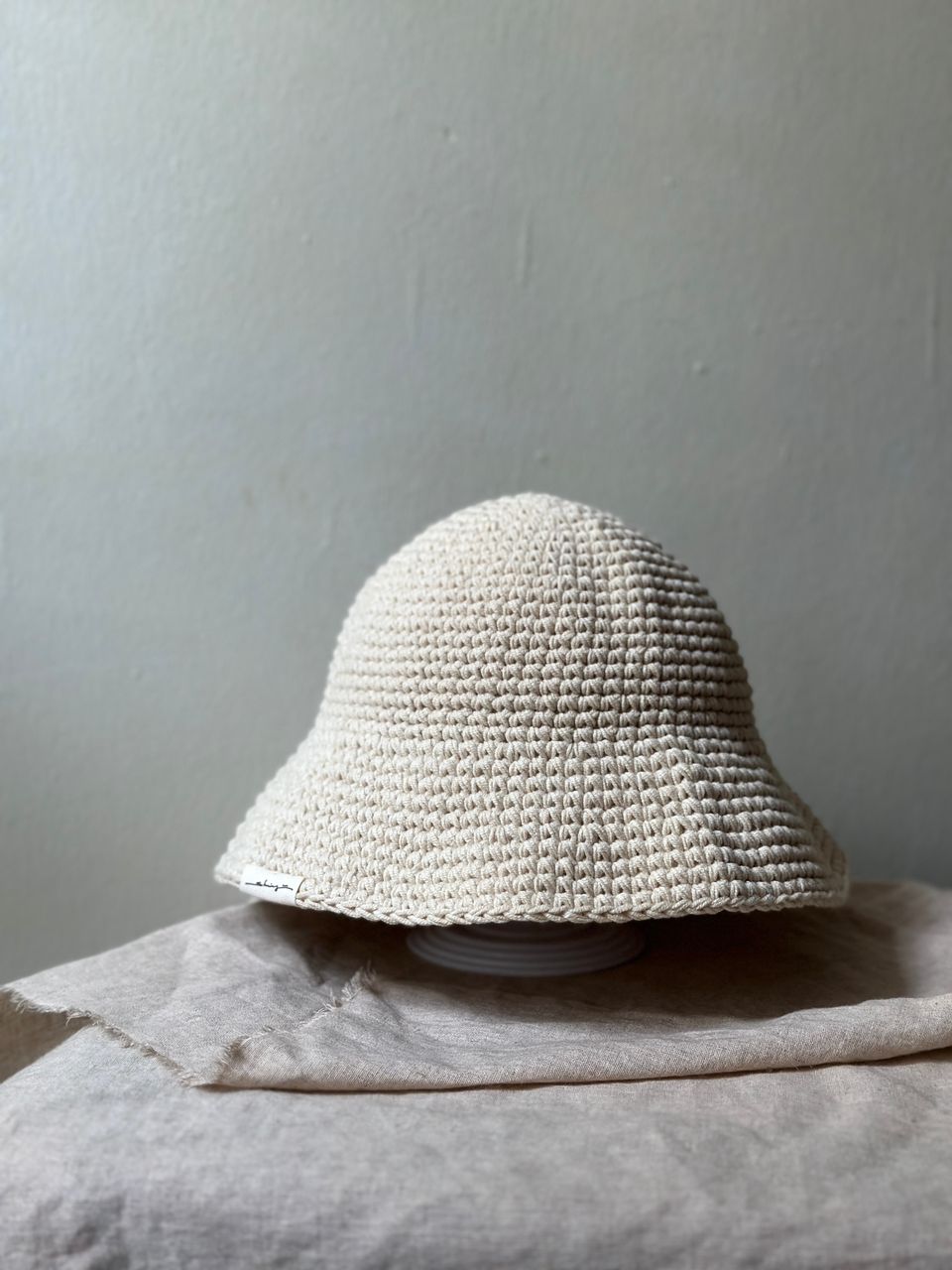 BUCKET HAT