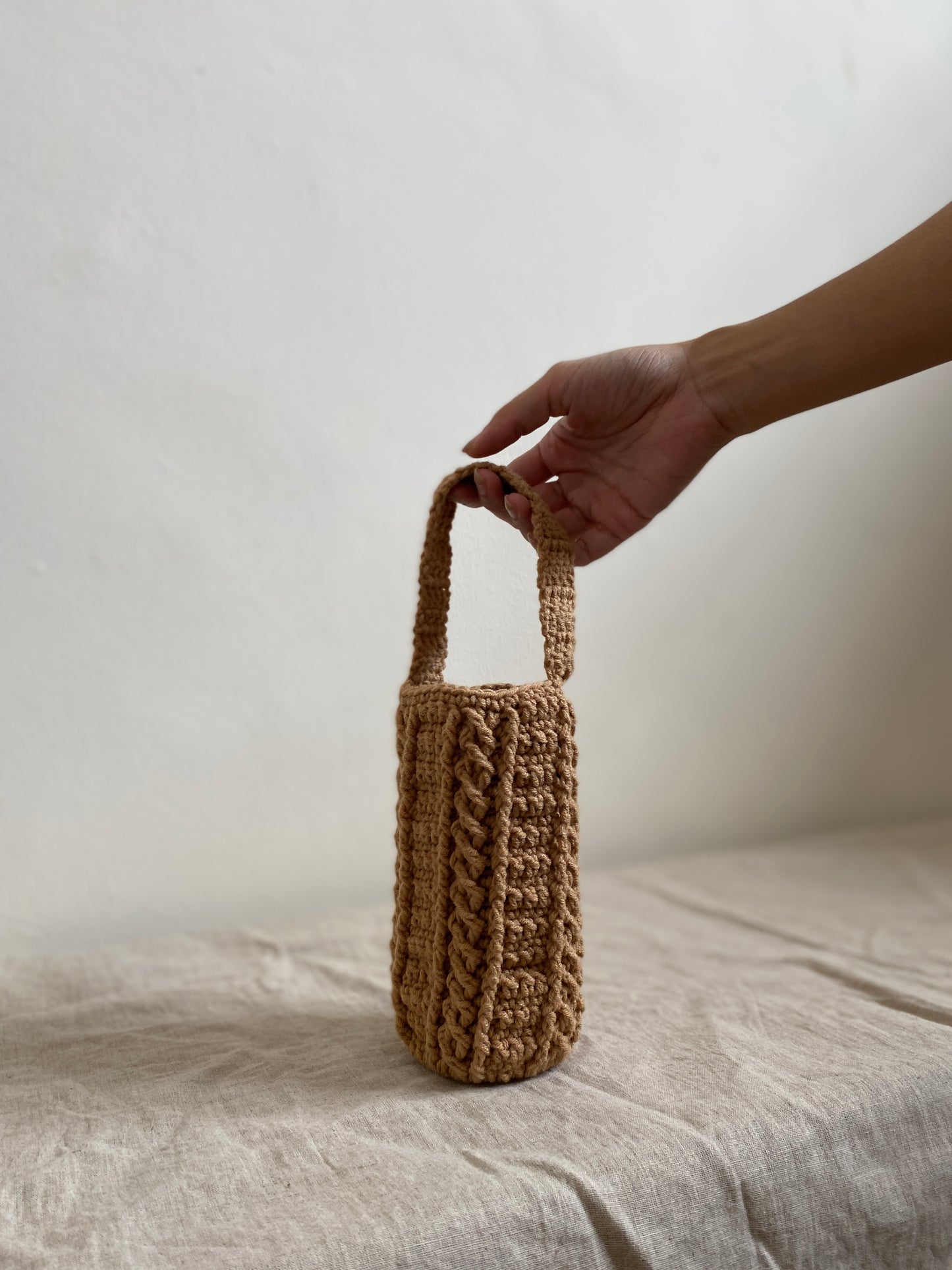 TWIST KNIT BOTTLE BAG